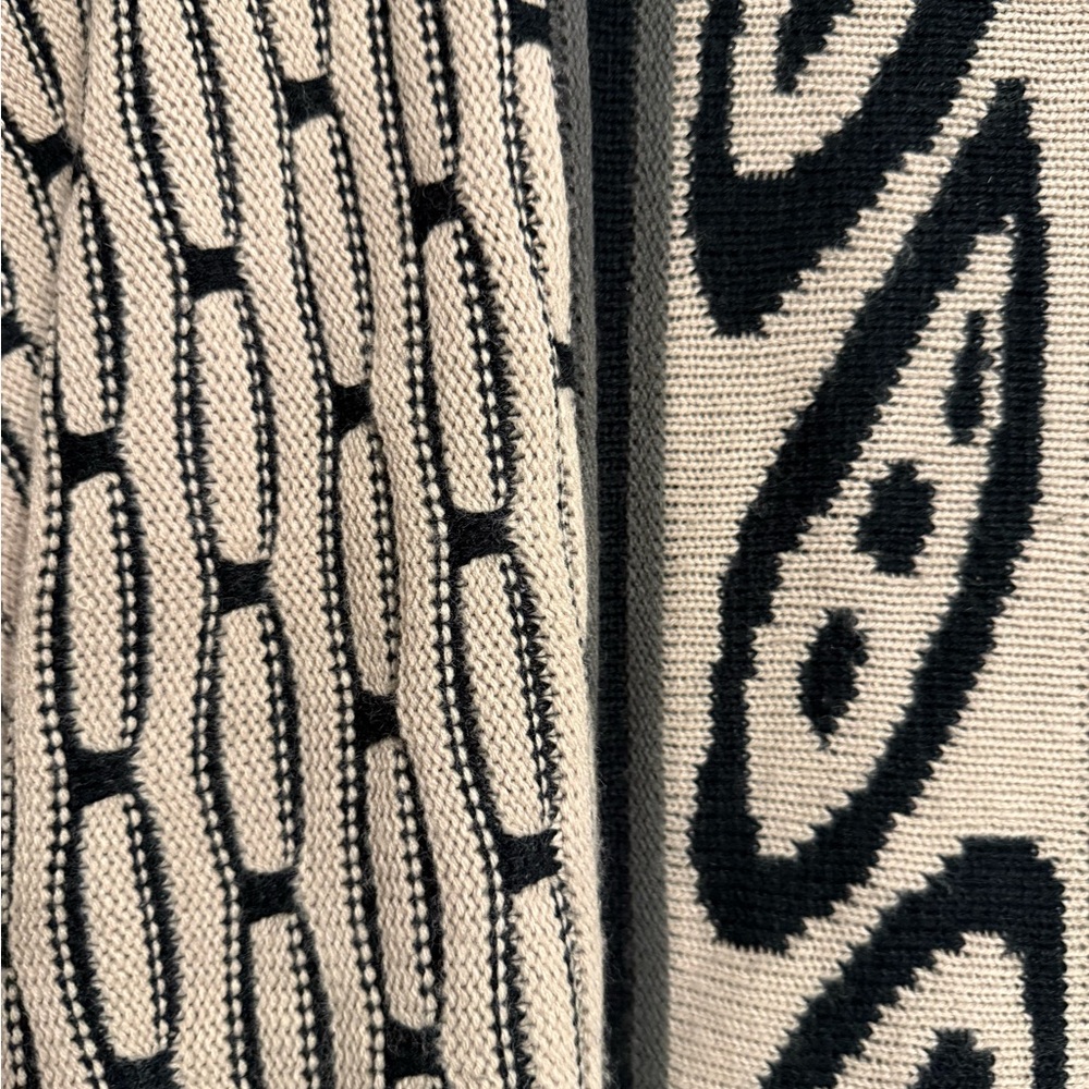 Vintage John Blair Men’s Textured 90s Beige and Black Geometric Sweater - Picture 3 of 5